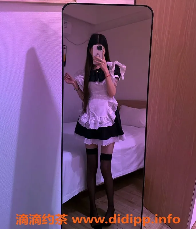 宁波楼凤-桃桃18岁白嫩妹子，168cm身高，800元45分钟