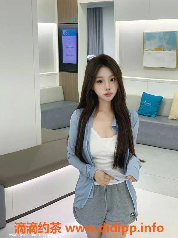 杭州上门服务-高挑美女19岁，165cm C罩杯，1400元起约课