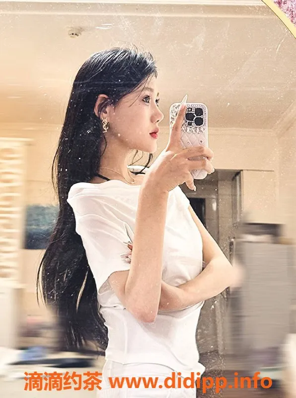 西安楼凤-碑林KK，颜值超高7p，完美服务体验