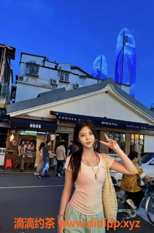 杭州楼凤-上城区小叮当，19岁萝莉风，超软手感