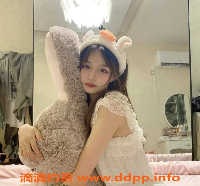 郑州楼凤-郑州管城区娜宝，身高166，24岁，服务多样