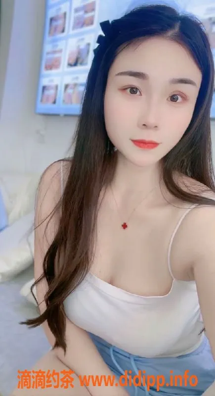 深圳楼凤资源信息,龙华清纯菲儿，25岁165cm，服务超棒，600元体验