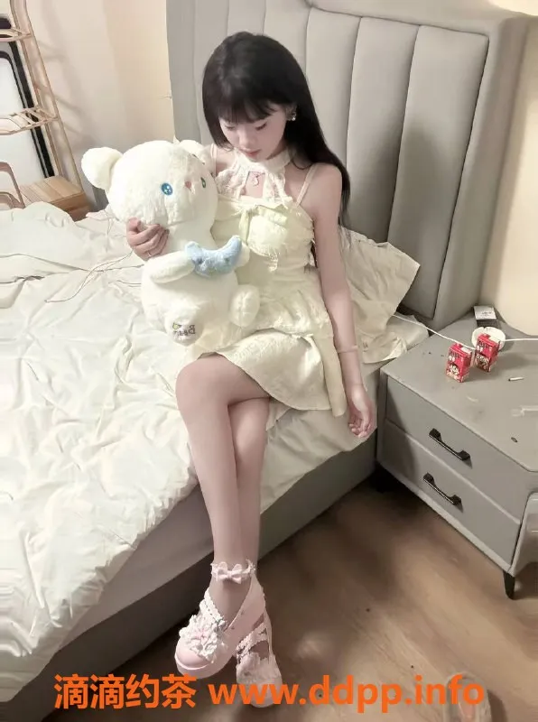 郑州楼凤-郑州二七区朝朝，18岁可爱萌妹，173cm，52.5斤