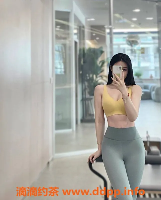 福州楼凤-台江区达美妮，21岁纯天然大胸，价格8P/16PP