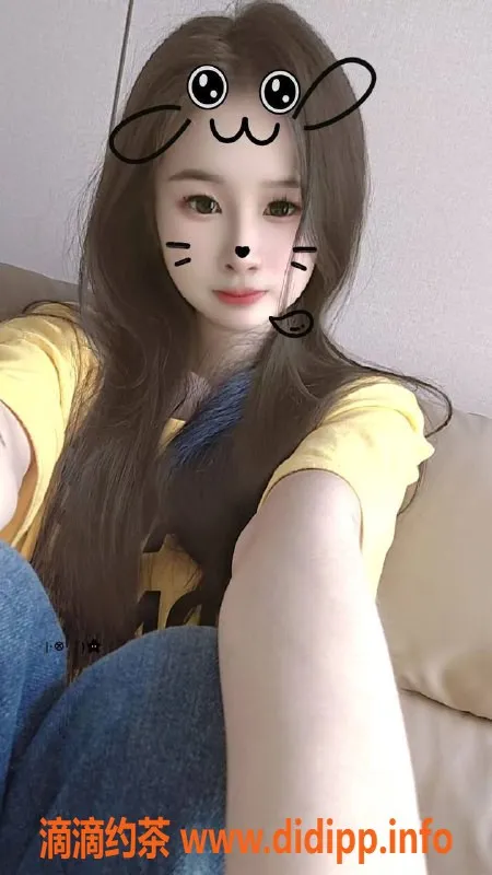 广州楼凤-金沙州大学生佳佳，700p全套服务