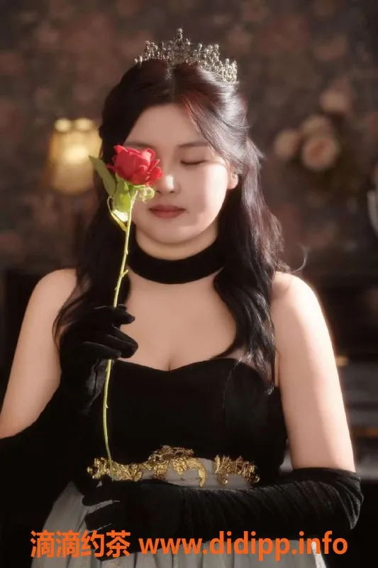 北京楼凤-小媛 重庆微胖大学生19岁 绝佳体验