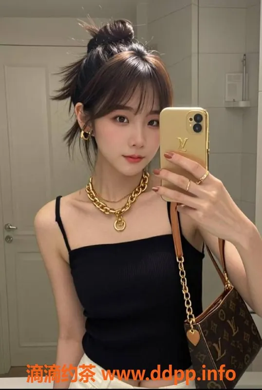 东莞楼凤-东城萱萱，600元P服务，性价比高