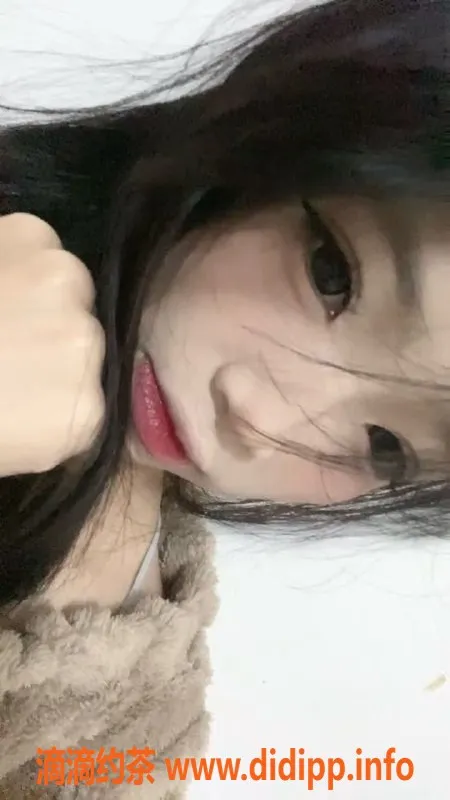 广州楼凤-海珠点点，800元私密服务，尽享极致体验！