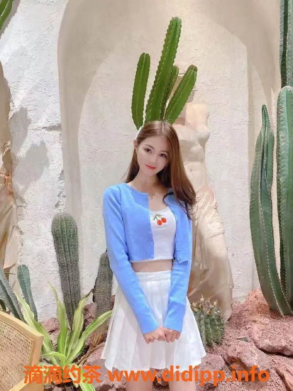 郑州楼凤-管城区27岁雪花，160cm44.5kg，优惠服务待享受！