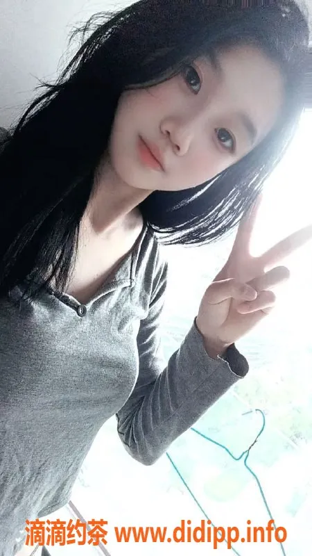 杭州楼凤-可爱迷人小琪，18岁上城区新星