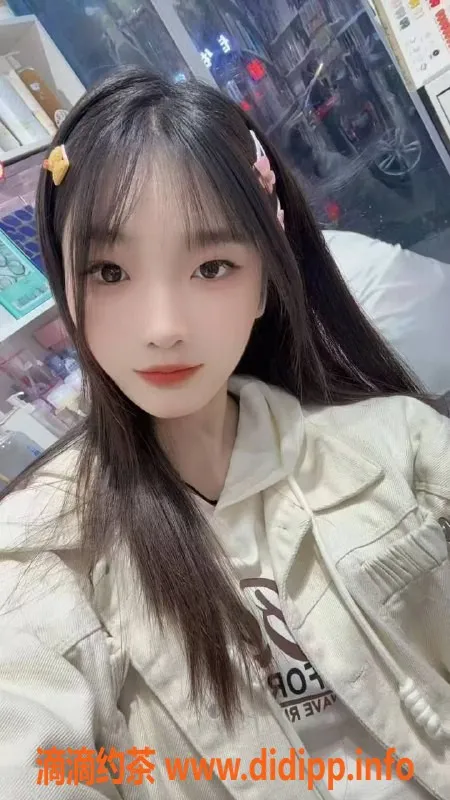 厦门楼凤资源信息,厦门七七，18岁清纯陪浴少女，164cm B+胸围