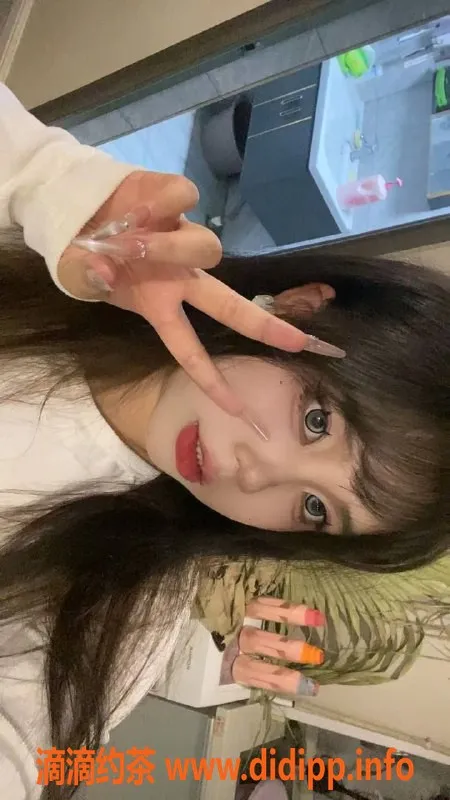 成都上门服务-成华区颖儿：微胖嫩妹，上门服务超爽