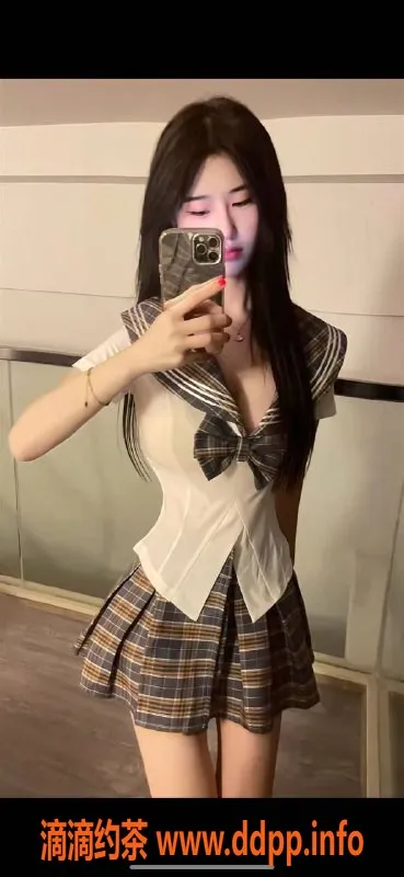 杭州楼凤资源信息,佛系小虎牙，165cm C+胸围，私密服务