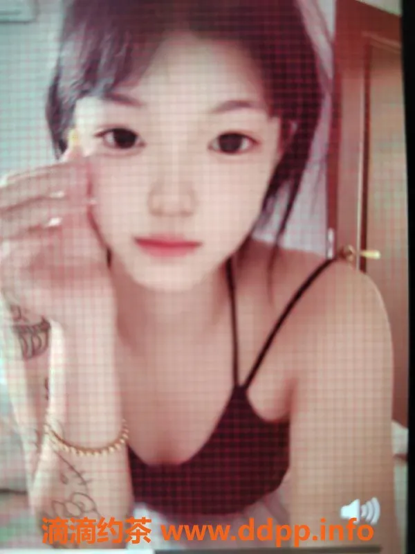 太原楼凤-太原小店区小文18岁，700元体验服务