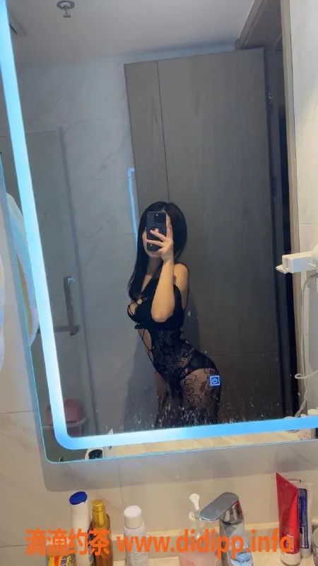 西安楼凤-高新乖乖，服务型美女，5p/9pp等你来约