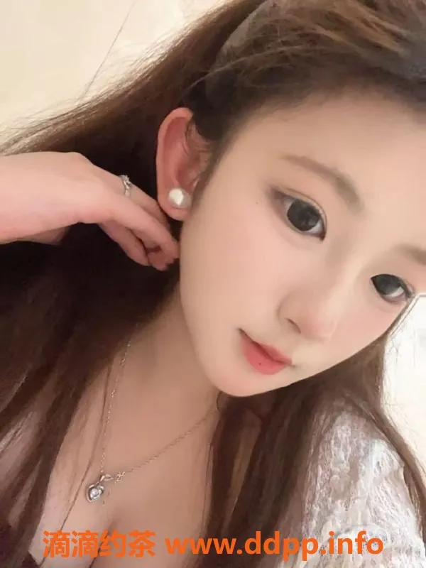 成都楼凤资源信息,武侯区瑶贝贝，苗条粉嫩，600p的嫩妹体验