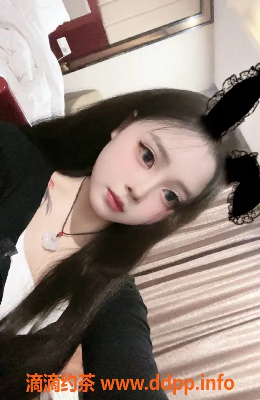 杭州楼凤资源信息,余杭区小馨，800元私密服务，视频认证！