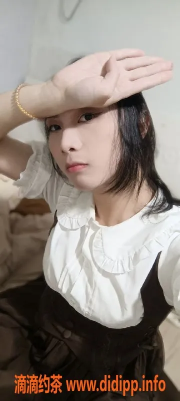 南昌上门服务-哈基人 25岁 170cm 高挑男娘 红谷滩水费200p