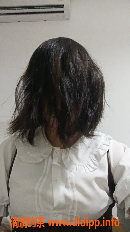 南昌上门服务-哈基人 25岁 170cm 高挑男娘 红谷滩水费200p