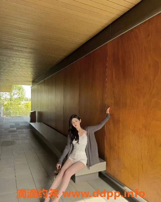 杭州spa会所-拱墅区真实留学生莉娅，21岁D罩杯