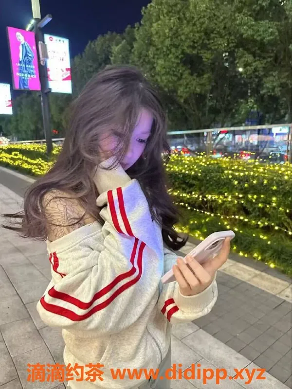 北京楼凤资源信息,朝阳嫩妹七七，800P学生兼职服务