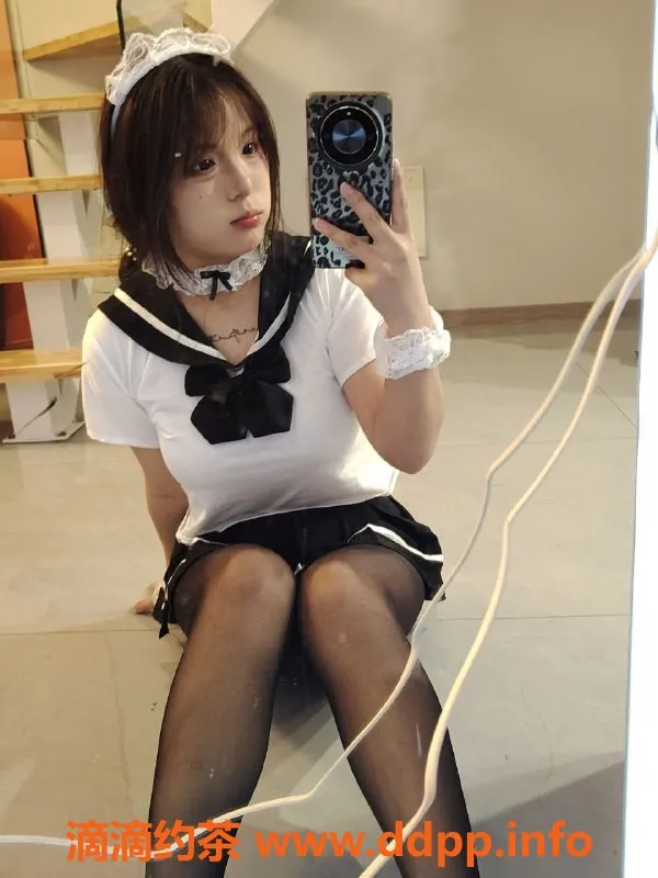 成都楼凤-成华区小乖妹子，160cm B+奶，18岁，服务极佳