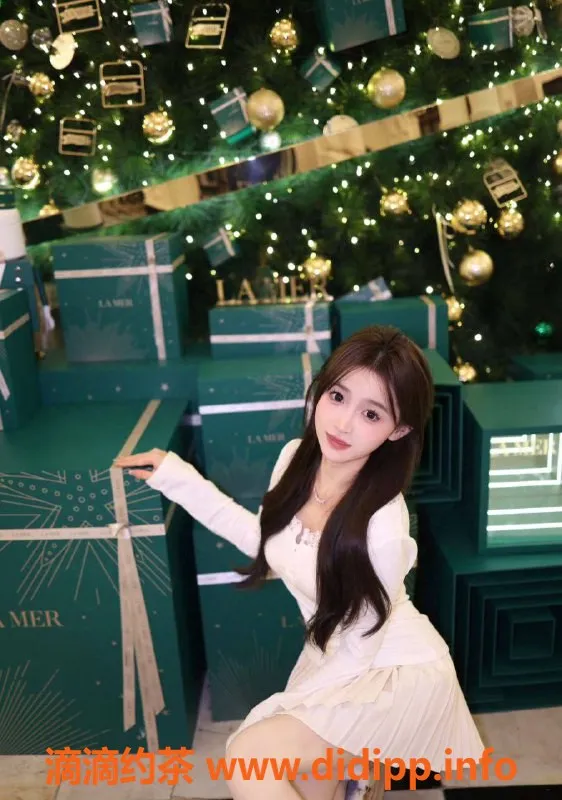 北京楼凤-丰台小奶芙，嫩妹兼职，1400P超值服务