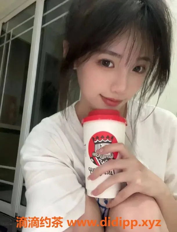 北京楼凤资源信息,昌平小雪：1400元可爱嫩妹陪你玩