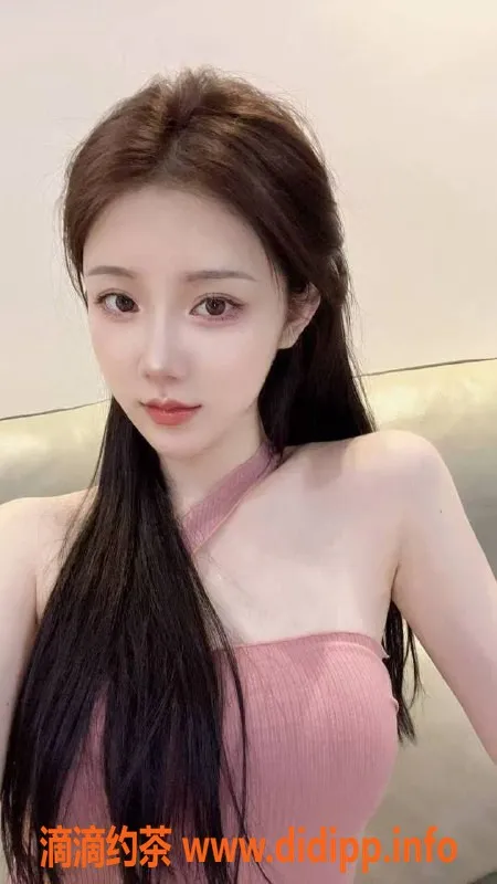 福州楼凤-台江区不吃香菜，25岁170高C罩杯，800元起