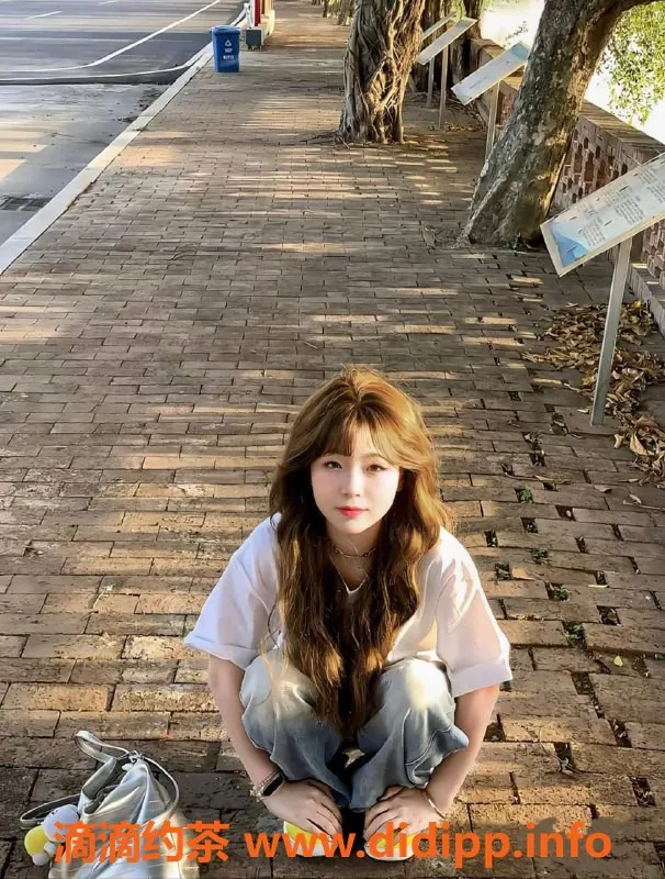 东莞楼凤-大朗桂圆宝，700起，双向联系服务