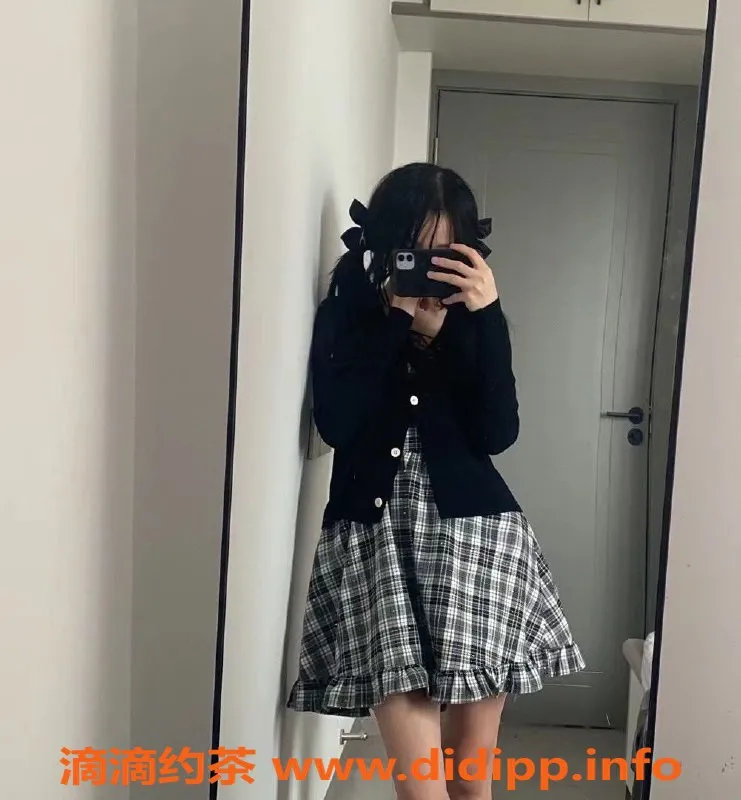 南昌楼凤-青山湖20岁娇小妹玩具，身高158cm，超高性价比