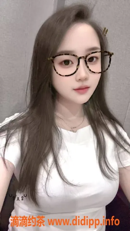 南昌楼凤-西湖晓晓（30岁，159cm，50kg）无套调情服务体验