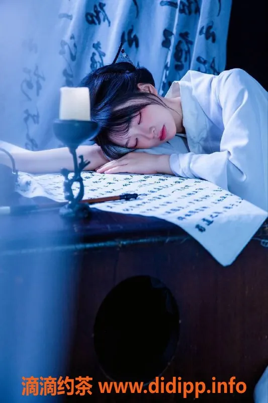 北京楼凤-高碑店小不点，清纯嫩妹1400P服务