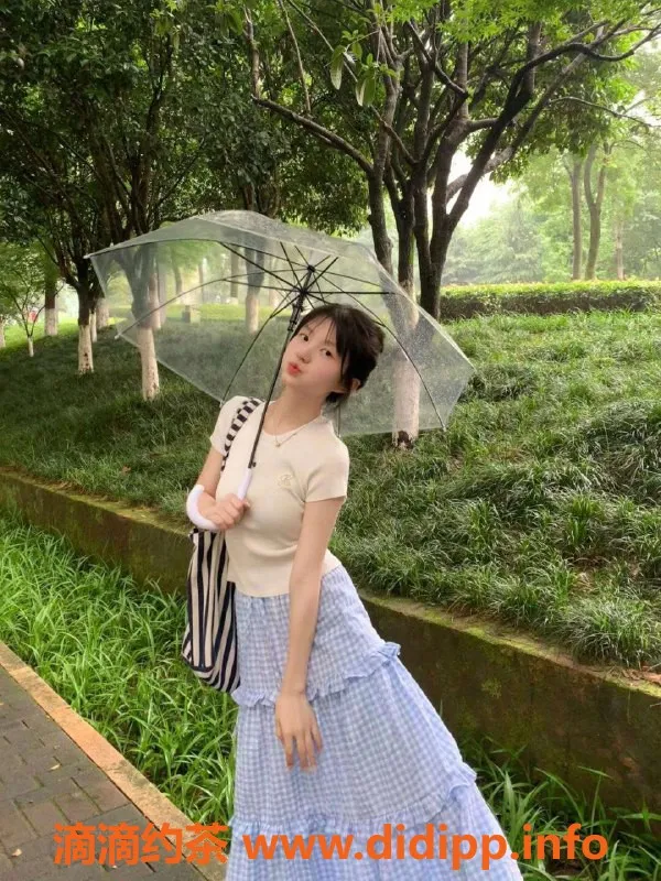 广州上门服务-天河区沫沫初，19岁162cm，36C，700元起