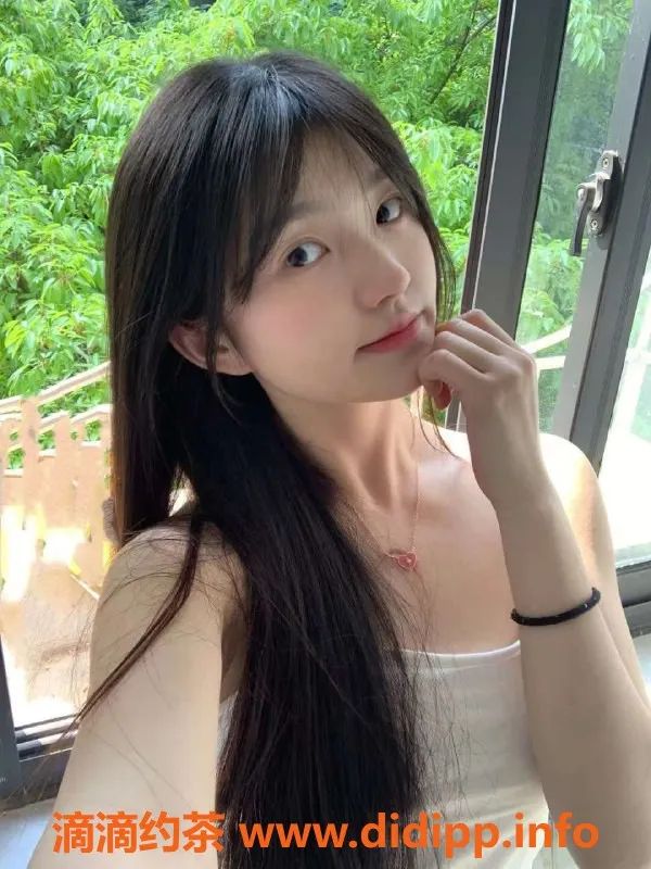 广州上门服务-天河区沫沫初，19岁162cm，36C，700元起