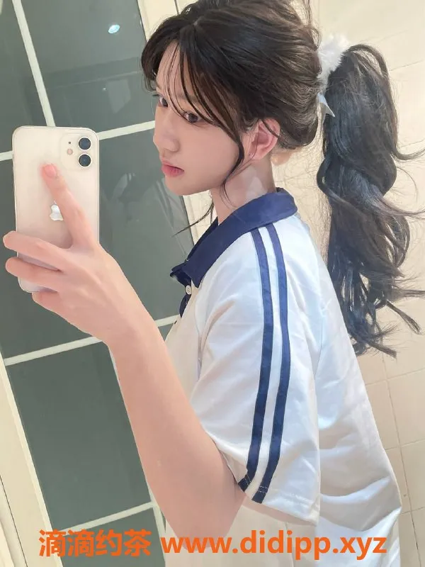 成都楼凤-成华区嫩妹薛定谔的猫，9P自聊服务