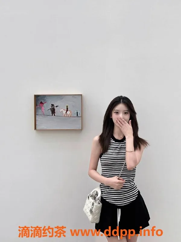 武汉楼凤-朵微，武汉23岁外出妹子，163C，女友式体验