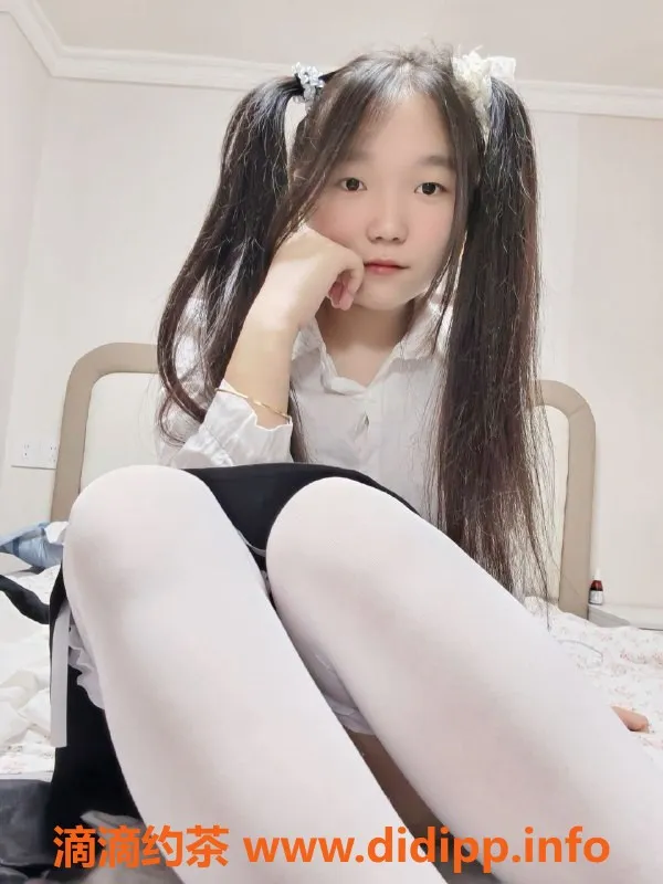 成都楼凤-成华区小小，5P嫩妹车，体验只需#5