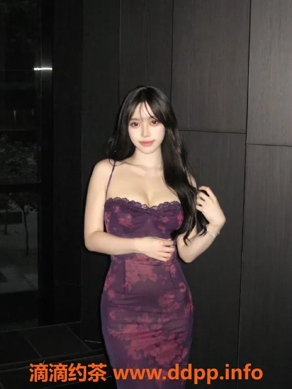 广州楼凤资源信息,广州海珠清纯美女小雪，24岁，价格合理