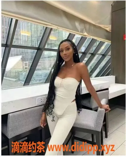 杭州上门服务-西湖区24岁英伦美女，172cm，2600元体验激情服务