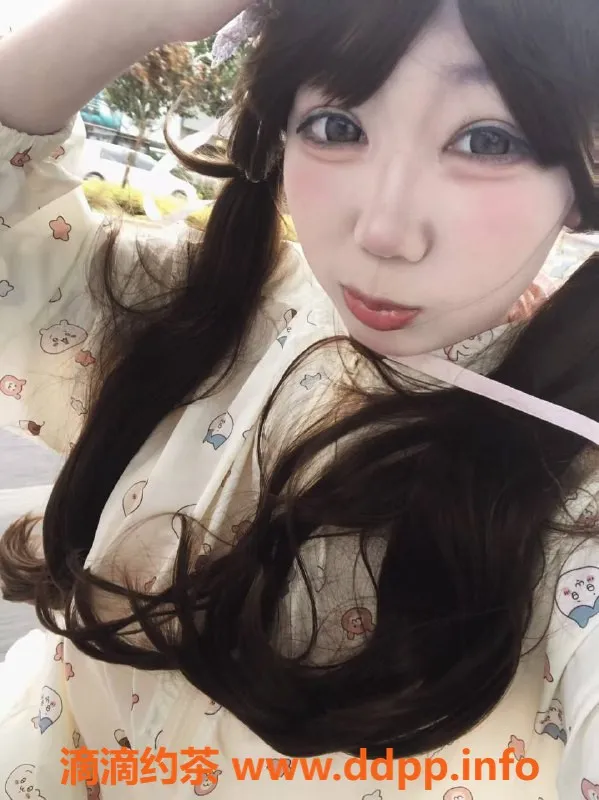 成都楼凤-成华区桃桃 19岁 B奶 口技不错 550元起