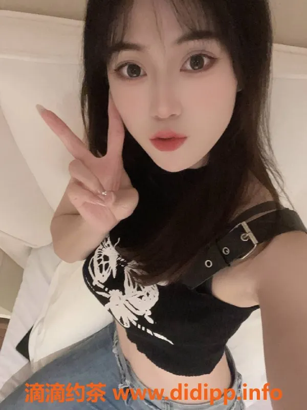 北京楼凤-百子湾嫩妹小小，内衣批发26Z起