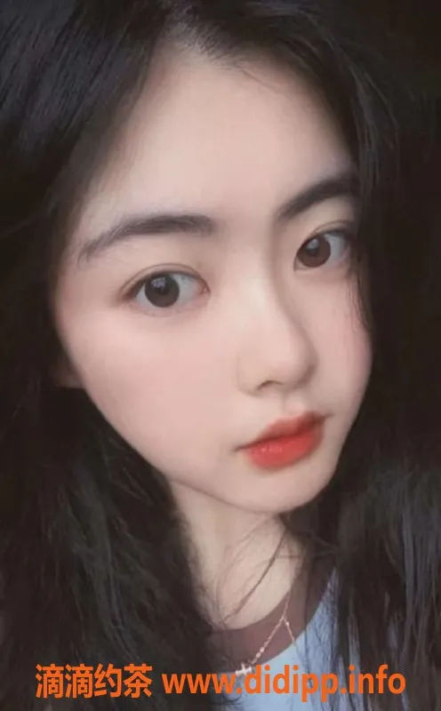 广州楼凤资源信息,海珠区25岁妹子 165cm 36D 茶水费500起