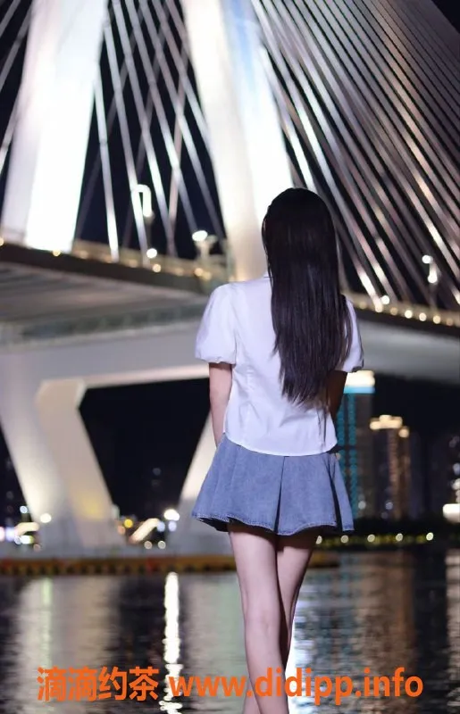 广州楼凤-佛山禅城唐鄢，400p火热约玩中！