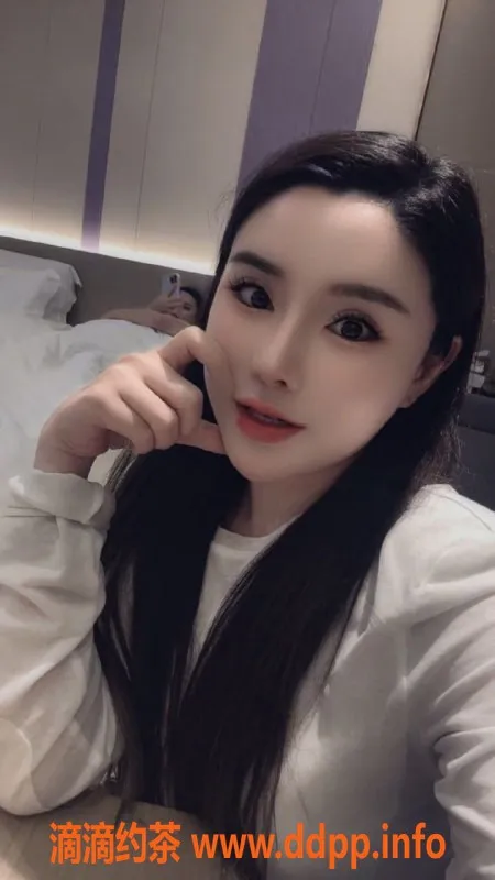 成都楼凤-石羊立交月月，高颜值御姐服务超赞！