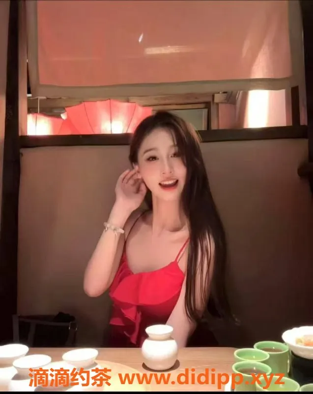 成都楼凤-武侯区蕊蕊，颜值10分，身材让你心动！