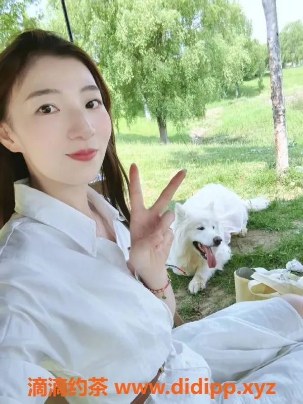 成都楼凤-锦江区高冷奶茶，160cm瘦身材，7P服务