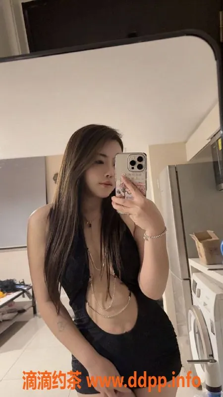 北京楼凤-丰台小远，22岁粉嫩D杯，1000元多服务