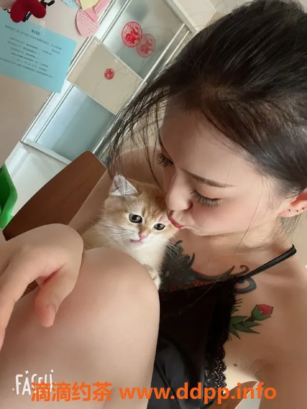 北京楼凤-丰台大红门益达，1500元大胸热情服务