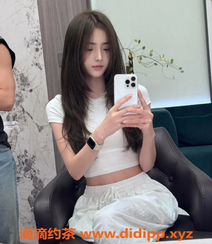 广州楼凤-天河娜娜，身高166，胸围36E，21岁